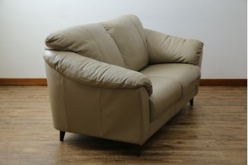 中古　超美品　フランスベッド取り扱い　イタリア　サコモディ(S'ACCOMODI)　上質な本革を使用した2Pソファ(レザー、アームソファ、二人掛け、2人掛け)(定価約32万円)(R-082334)