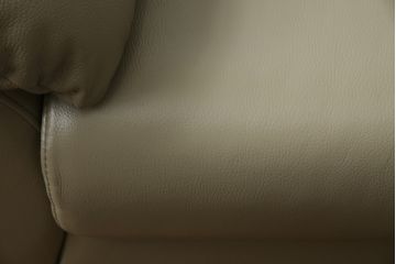 中古　超美品　フランスベッド取り扱い　イタリア　サコモディ(S'ACCOMODI)　上質な本革を使用した2Pソファ(レザー、アームソファ、二人掛け、2人掛け)(定価約32万円)(R-082334)