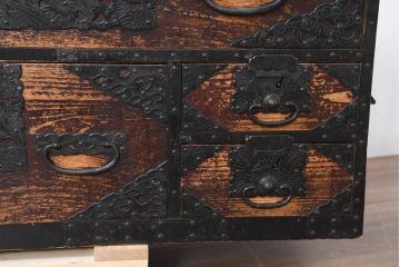 和製アンティーク　上手物!!　八幡では珍しい、上段に小引き出し二杯付きの佐渡箪笥・上段(時代箪笥、八幡箪笥、ローボード、テレビ台、テレビボード、ローチェスト、収納たんす、衣装タンス、整理箪笥)(R-082336)