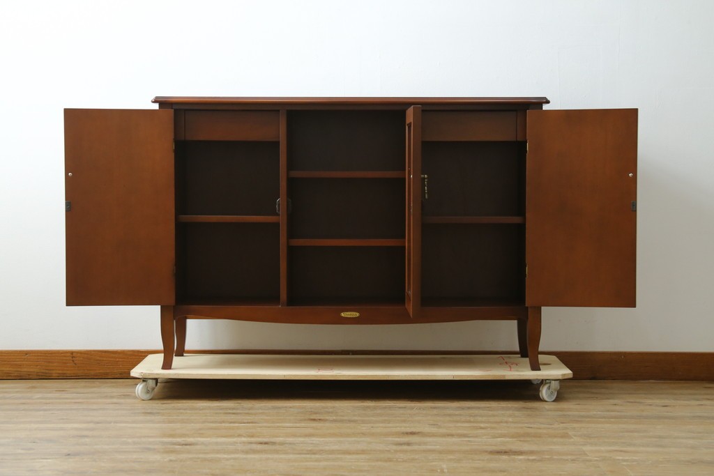 中古　美品　東海家具工業(Tokai Kagu)　ベネチア(Venezia)シリーズ　マホガニー材　ネオクラシカルな気品漂う意匠が魅力のイタリアンサイドボード　定価約15万円　(R-082338)