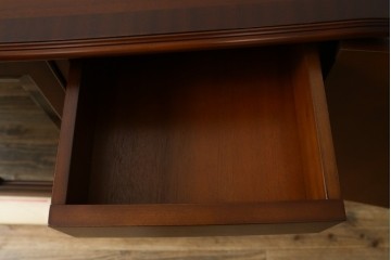 中古　美品　東海家具工業(Tokai Kagu)　ベネチア(Venezia)シリーズ　マホガニー材　ネオクラシカルな気品漂う意匠が魅力のイタリアンサイドボード　定価約15万円　(R-082338)