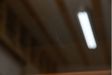 和製ビンテージ　希少!!　国産職人手作り　有名百貨店取り扱い　チーク材　取っ手がかわいらしい北欧デザインの食器棚(キャビネット、収納棚、戸棚、カップボード、飾り棚、ヴィンテージ)(R-082340)
