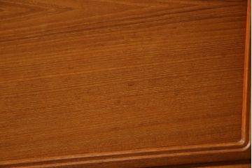 和製ビンテージ　希少!!　国産職人手作り　有名百貨店取り扱い　チーク材　取っ手がかわいらしい北欧デザインの食器棚(キャビネット、収納棚、戸棚、カップボード、飾り棚、ヴィンテージ)(R-082340)