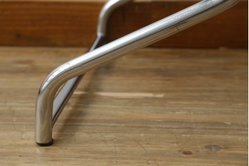 アメリカビンテージ　スチール製　シンプルでかっこいい折り畳み式ディレクターズチェア　(R-082342)