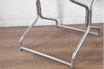 アメリカビンテージ　スチール製　シンプルでかっこいい折り畳み式ディレクターズチェア(椅子、イス、アームチェア、ヴィンテージ)(R-082342)