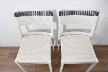 中古　ドイツ　アウトドアリビングブランド　DEDON(デドン)　屋外でも屋内でも使えるモダンなプレイサイドチェア2脚セット(テラスチェア、ガーデンファニチャー、イス、椅子、バラ売り可能)(定価2脚で約20万円)(R-082343)
