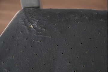 アメリカビンテージ　The General Fireproofing Company(GFC、ゼネラル・ファイアプルーフィング社)　Good Form(グッドフォーム)　インダストリアルスタイルの空間づくりにおすすめのアルミチェア(オフィスチェア、デスクチェア、アームチェア、椅子、イス、ヴィンテージ)(R-082344)