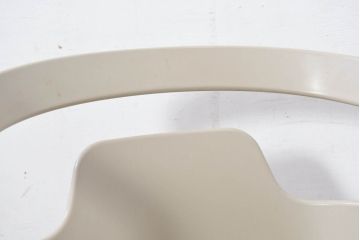 中古　Cassina(カッシーナ)　Alias(アリアス)　曲線フォルムと木脚がおしゃれなSegesta Wood(セジェスタウッド)　558　アームチェア3脚セット(ダイニングチェア、椅子、イス、バラ売り可能)(定価3脚で約46万円)(R-082346)