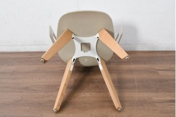 中古　Cassina(カッシーナ)　Alias(アリアス)　曲線フォルムと木脚がおしゃれなSegesta Wood(セジェスタウッド)　558　アームチェア3脚セット(ダイニングチェア、椅子、イス、バラ売り可能)(定価3脚で約46万円)(R-082346)