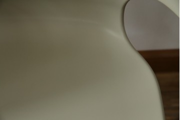 中古　Cassina(カッシーナ)　Alias(アリアス)　曲線フォルムと木脚がおしゃれなSegesta Wood(セジェスタウッド)　558　アームチェア3脚セット(ダイニングチェア、椅子、イス、バラ売り可能)(定価3脚で約46万円)(R-082346)