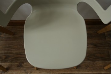 中古　Cassina(カッシーナ)　Alias(アリアス)　曲線フォルムと木脚がおしゃれなSegesta Wood(セジェスタウッド)　558　アームチェア3脚セット(ダイニングチェア、椅子、イス、バラ売り可能)(定価3脚で約46万円)(R-082346)