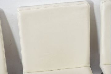 中古　Boconcept(ボーコンセプト)　Mariposa Deluxe(マリポサ デラックス)　スタイリッシュなソリ脚デザインが目を引く本革(レザー)ダイニングチェア4脚セット(アームレスチェア、椅子、イス、バラ売り可能)(定価4脚で約34万円)(R-082347)