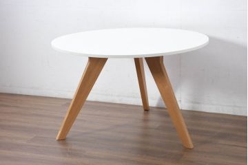 中古　特注モデル　Cassina(カッシーナ)　Alias(アリアス)　曲線フォルムと木脚がおしゃれなAgo(アゴ)　ラウンドダイニングテーブル(2人掛け、3人掛けダイニングテーブル、丸テーブル、ミーティングテーブル、打ち合わせテーブル、会議テーブル)(定価約52万円)(R-082348)