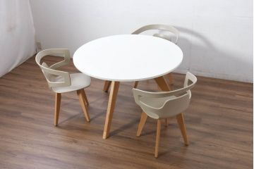 中古　特注モデル　Cassina(カッシーナ)　Alias(アリアス)　曲線フォルムと木脚がおしゃれなAgo(アゴ)　ラウンドダイニングテーブル(2人掛け、3人掛けダイニングテーブル、丸テーブル、ミーティングテーブル、打ち合わせテーブル、会議テーブル)(定価約52万円)(R-082348)
