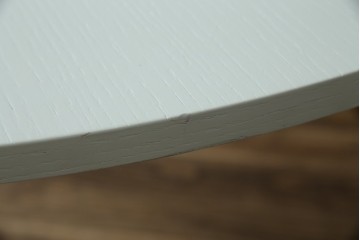 中古　特注モデル　Cassina(カッシーナ)　Alias(アリアス)　曲線フォルムと木脚がおしゃれなAgo(アゴ)　ラウンドダイニングテーブル　定価約52万円相当　(R-082348)