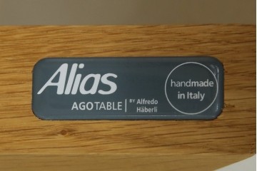 中古　特注モデル　Cassina(カッシーナ)　Alias(アリアス)　曲線フォルムと木脚がおしゃれなAgo(アゴ)　ラウンドダイニングテーブル　定価約52万円相当　(R-082348)