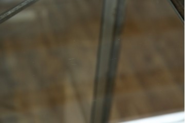 中古　アイアン製　アンティーク調　インダストリアルデザインの無骨な雰囲気がおしゃれな縦型Gケース　(R-082349)