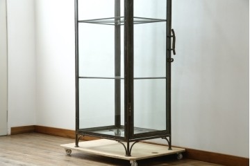 中古　アイアン製　アンティーク調　インダストリアルデザインの無骨な雰囲気がおしゃれな縦型Gケース　(R-082349)