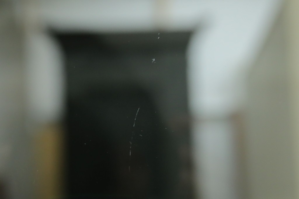 中古　アイアン製　アンティーク調　インダストリアルデザインの無骨な雰囲気がおしゃれな縦型Gケース　(R-082349)