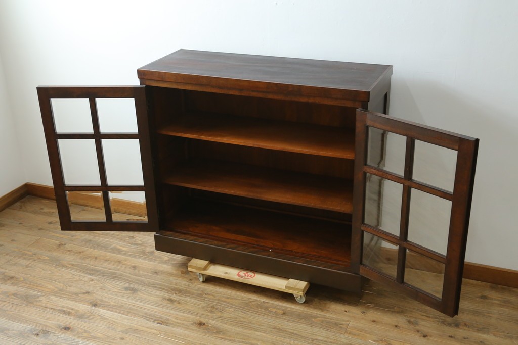 中古　美品　松本民芸家具　G-型特注モデル　シックな空間づくりが叶う面取りキャビネット　(R-082354)