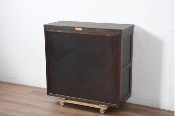 中古　美品　特注品　松本民芸家具　深みのある木の色味が素敵な書棚・上段(本棚、ブックシェルフ、本箱、ブックケース、キャビネット、食器棚、カップボード、飾り棚、戸棚、収納棚)(R-082357)