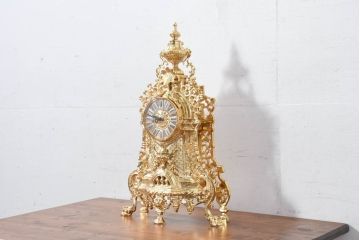 中古　イタリア　高級品!!　真鍮(しんちゅう)製　ロココ調の豪華な装飾が見ごたえ抜群の置き時計(置時計)(定価約11万円)(R-082359)