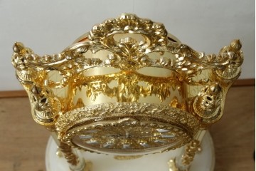 中古　美品　輸入家具専門店イベリア取り扱い　ゴールド×クリスタル×大理石の大きな置き時計　定価約22万円　(R-082360)