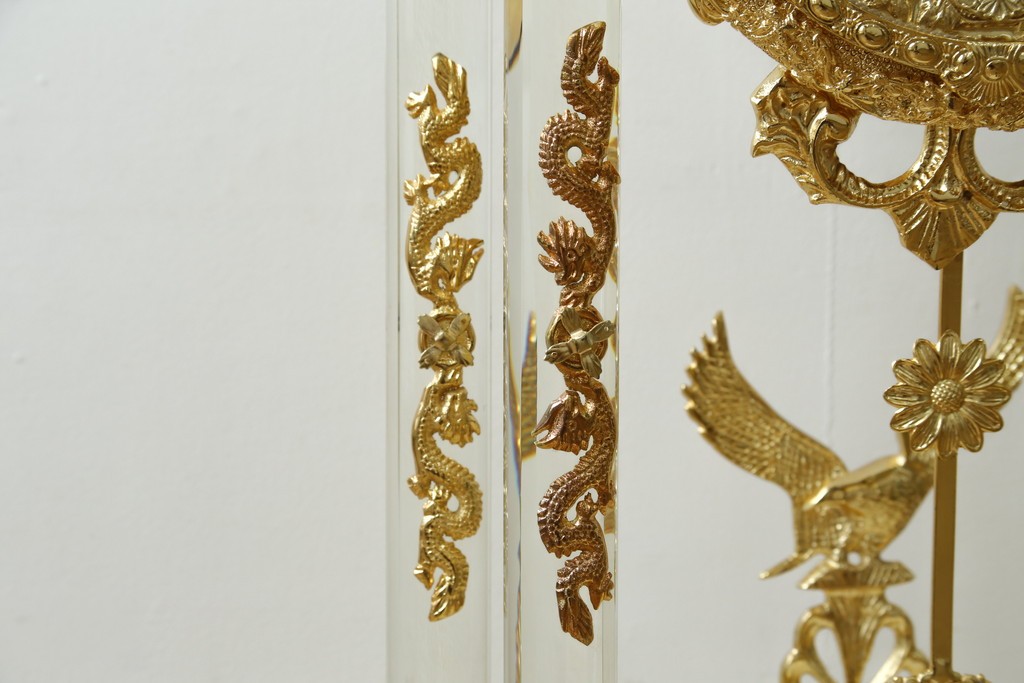 中古　美品　輸入家具専門店イベリア取り扱い　ゴールド×クリスタル×大理石の大きな置き時計　定価約22万円　(R-082360)