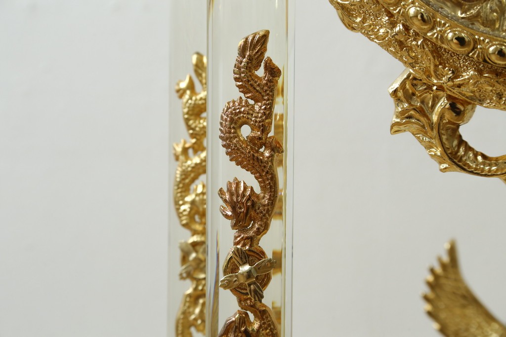 中古　美品　輸入家具専門店イベリア取り扱い　ゴールド×クリスタル×大理石の大きな置き時計　定価約22万円　(R-082360)