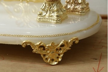 中古　美品　輸入家具専門店イベリア取り扱い　ゴールド×クリスタル×大理石の大きな置き時計　定価約22万円　(R-082360)