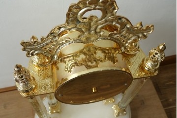 中古　美品　輸入家具専門店イベリア取り扱い　ゴールド×クリスタル×大理石の大きな置き時計　定価約22万円　(R-082360)
