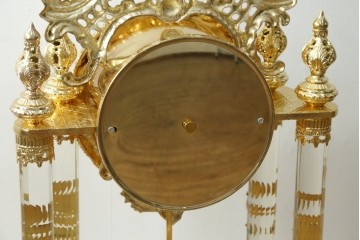 中古　美品　輸入家具専門店イベリア取り扱い　ゴールド×クリスタル×大理石の大きな置き時計　定価約22万円　(R-082360)