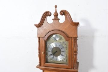 中古　ドイツ　チーク材　Tempus Fugit　上品な装飾が美しいクラシックホールクロック(時計台、振り子時計、分銅式、振り子付き)(R-082361)
