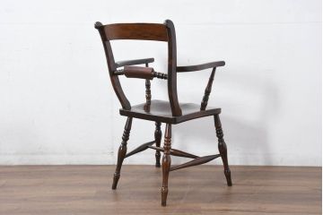 中古　松本民芸家具　B型ワイコムチェア　落ち着いた色味と滑らかな質感が美しいアームチェア2脚セット(板座チェア、ダイニングチェア、椅子、イス、バラ売り可能)(定価2脚で約35万円)(R-082362)