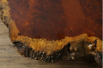 和製ヴィンテージ　花梨(カリン)材　貴重な鳥眼杢が味わい深い立派なローテーブル　(R-082364)