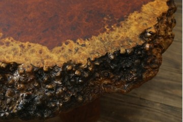 和製ヴィンテージ　花梨(カリン)材　貴重な鳥眼杢が味わい深い立派なローテーブル　(R-082364)