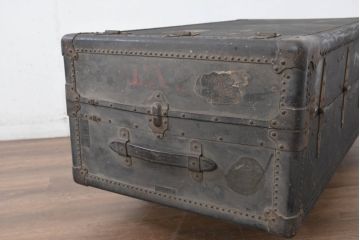 和製アンティーク　大振り　ガラス天板付きのおしゃれな船トランクローテーブル(舟トランク、座卓、センターテーブル、リビングテーブル)(R-082365)