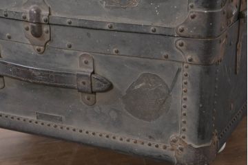 和製アンティーク　大振り　ガラス天板付きのおしゃれな船トランクローテーブル(舟トランク、座卓、センターテーブル、リビングテーブル)(R-082365)