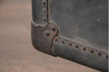 和製アンティーク　大振り　ガラス天板付きのおしゃれな船トランクローテーブル(舟トランク、座卓、センターテーブル、リビングテーブル)(R-082365)