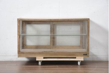 和製アンティーク　昭和レトロ　ナラ(楢)材　卓上　ロータイプ　シンプルなデザインで取り入れやすいガラスケース(ショーケース、ディスプレイケース、コレクションケース、陳列棚、飾り棚、店舗什器)(R-082371)
