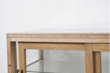 和製アンティーク　昭和レトロ　ナラ(楢)材　卓上　ロータイプ　シンプルなデザインで取り入れやすいガラスケース(ショーケース、ディスプレイケース、コレクションケース、陳列棚、飾り棚、店舗什器)(R-082371)