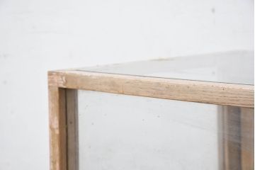 和製アンティーク　昭和レトロ　ナラ(楢)材　卓上　ロータイプ　シンプルなデザインで取り入れやすいガラスケース(ショーケース、ディスプレイケース、コレクションケース、陳列棚、飾り棚、店舗什器)(R-082371)