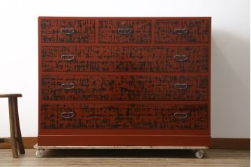 中古　特注!!　最高級の漆塗り　曙塗り(あけぼのぬり)が施された加茂総桐タンス(根來塗り、根来塗り、ねごろぬり、和箪笥、和たんす、和タンス、桐たんす、整理箪笥、衣装箪笥、引き出し、サイドチェスト)(定価約130万円)(R-082381)