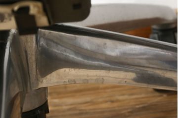 中古　高級オフィスチェア　オカムラ(okamura)　Contessa(コンテッサ)　疲れにくい機能性とスタイリッシュなデザイン性を兼ね備えたオフィスチェア(ワークチェア、アームチェア、回転チェア、椅子、イス)(定価約22万円)(R-082382)