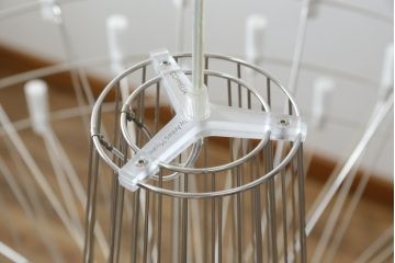 中古　美品　オランダ高級インテリアブランド モーイ(moooi)　三宅有洋デザイン　コッペリア(Coppelia)　ミニマルなデザインで幻想的な空間を作り出すLEDシャンデリア(天井照明、ペンダントライト)(定価約90万3千円)(R-082389)