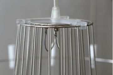 中古　美品　オランダ高級インテリアブランド モーイ(moooi)　三宅有洋デザイン　コッペリア(Coppelia)　ミニマルなデザインで幻想的な空間を作り出すLEDシャンデリア(天井照明、ペンダントライト)(定価約90万3千円)(R-082389)