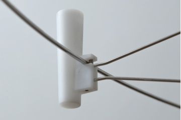 中古　美品　オランダ高級インテリアブランド モーイ(moooi)　三宅有洋デザイン　コッペリア(Coppelia)　ミニマルなデザインで幻想的な空間を作り出すLEDシャンデリア(天井照明、ペンダントライト)(定価約90万3千円)(R-082389)