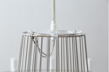 中古　美品　オランダ高級インテリアブランド モーイ(moooi)　三宅有洋デザイン　コッペリア(Coppelia)　ミニマルなデザインで幻想的な空間を作り出すLEDシャンデリア　定価約90万3千円相当　(R-082389)