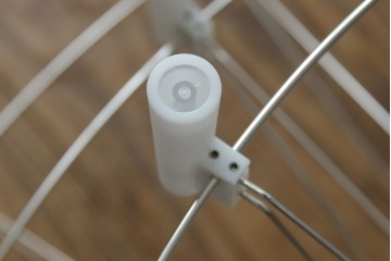 中古　美品　オランダ高級インテリアブランド モーイ(moooi)　三宅有洋デザイン　コッペリア(Coppelia)　ミニマルなデザインで幻想的な空間を作り出すLEDシャンデリア　定価約90万3千円相当　(R-082389)