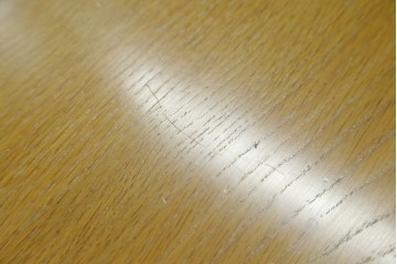 中古　トーマスビル(Thomasville)　IDC大塚家具取り扱い　アメリカンカントリースタイル　オーク材　アンティーク調　木の質感を活かしたぬくもりある風合いと気品が感じられるサイドボード　(R-082390)